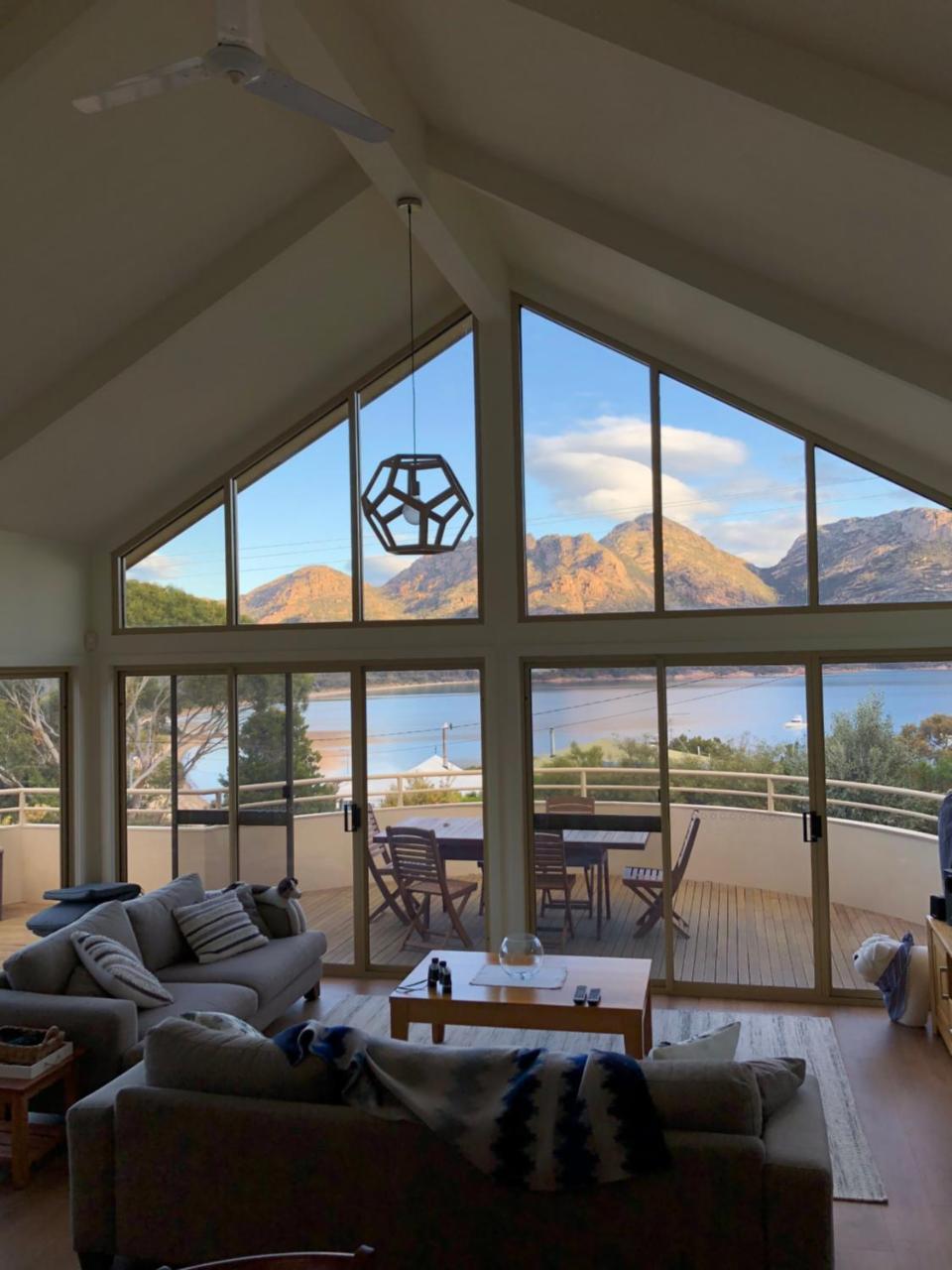 Freycinet Beach House 콜스베이 외부 사진